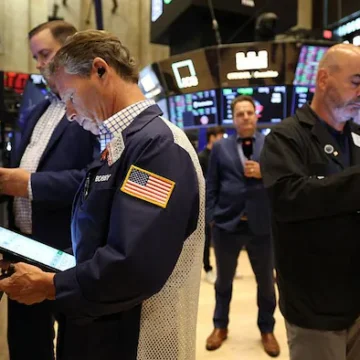 bourse-wall-street-new-york How Wall Street Intersects with Diplomacy